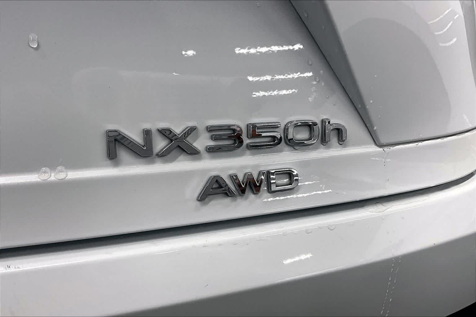 Used 2026 Ultra White Lexus Premium image 9