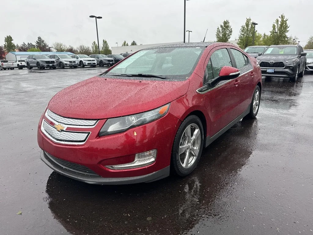Used 2012 Crystal Red Tint Chevrolet Base image 3