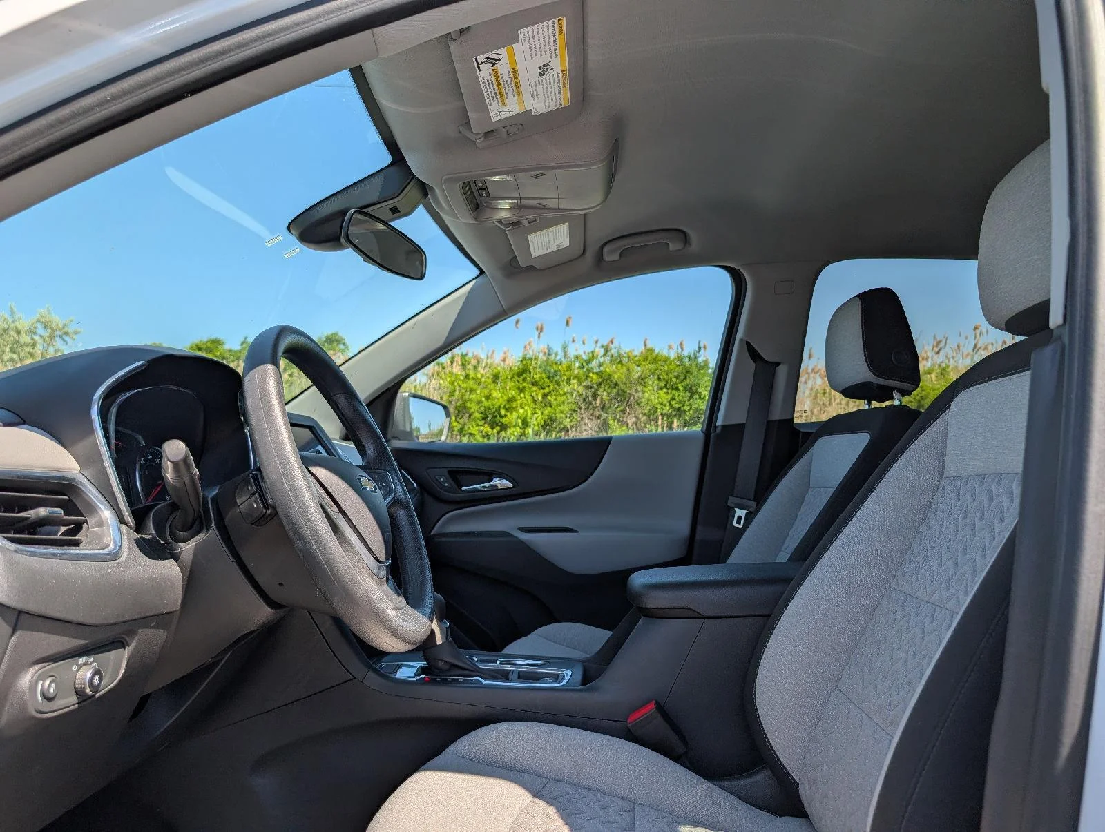 Used 2023 Summit White Chevrolet LS image 12