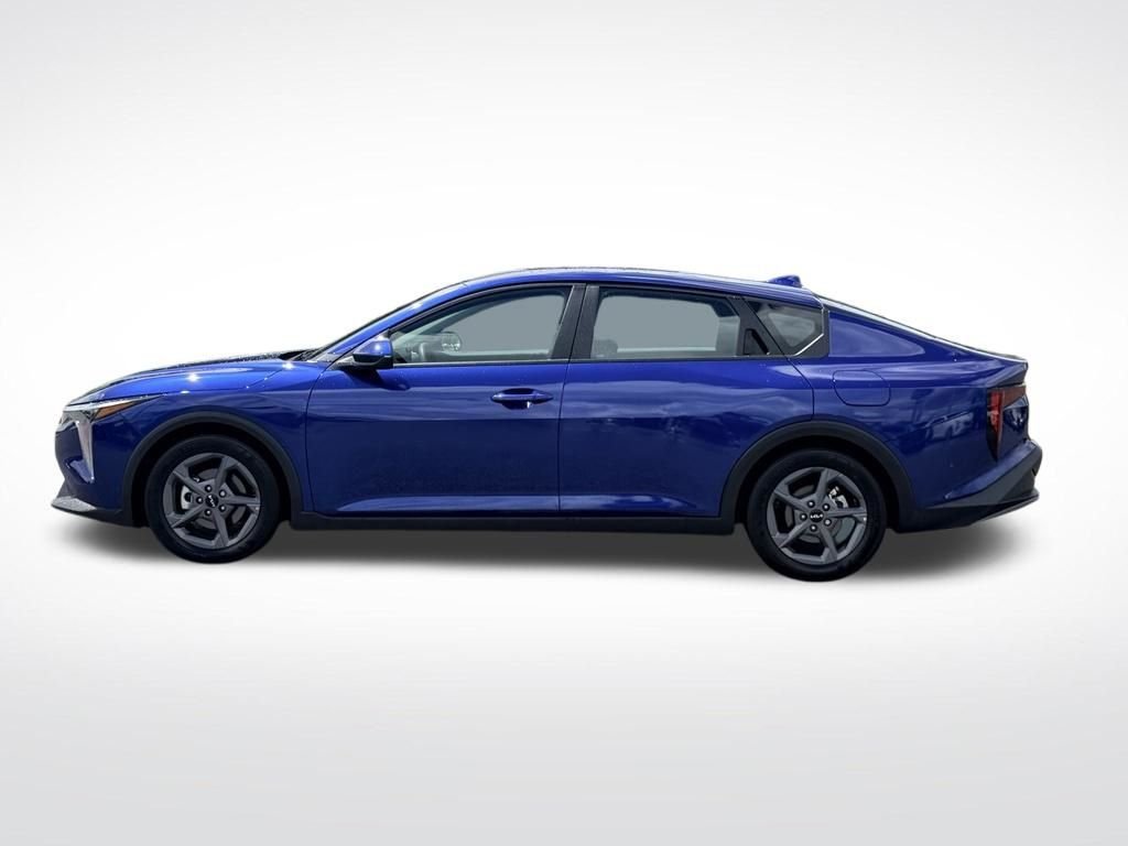 Used 2025 Blue Kia LXS image 3
