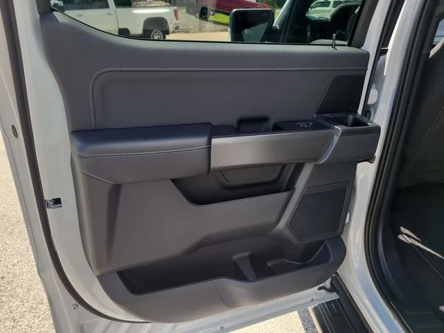 Used 2024 White Ford XLT image 12
