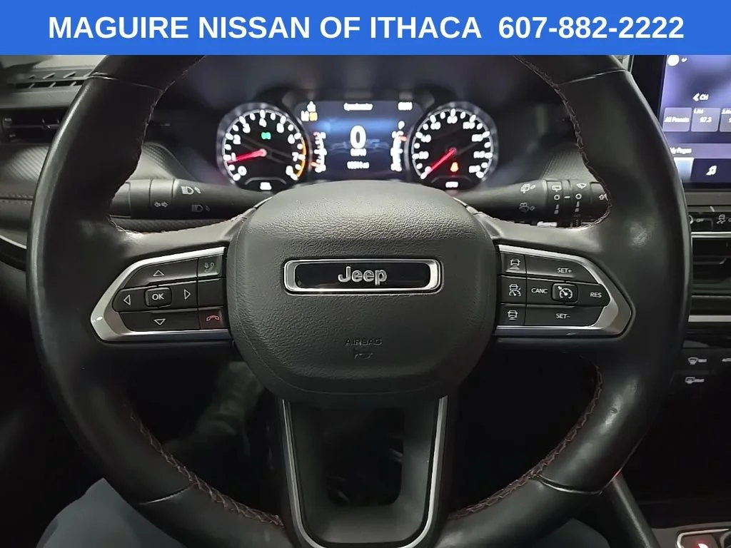 Used 2022 White Jeep Trailhawk image 18