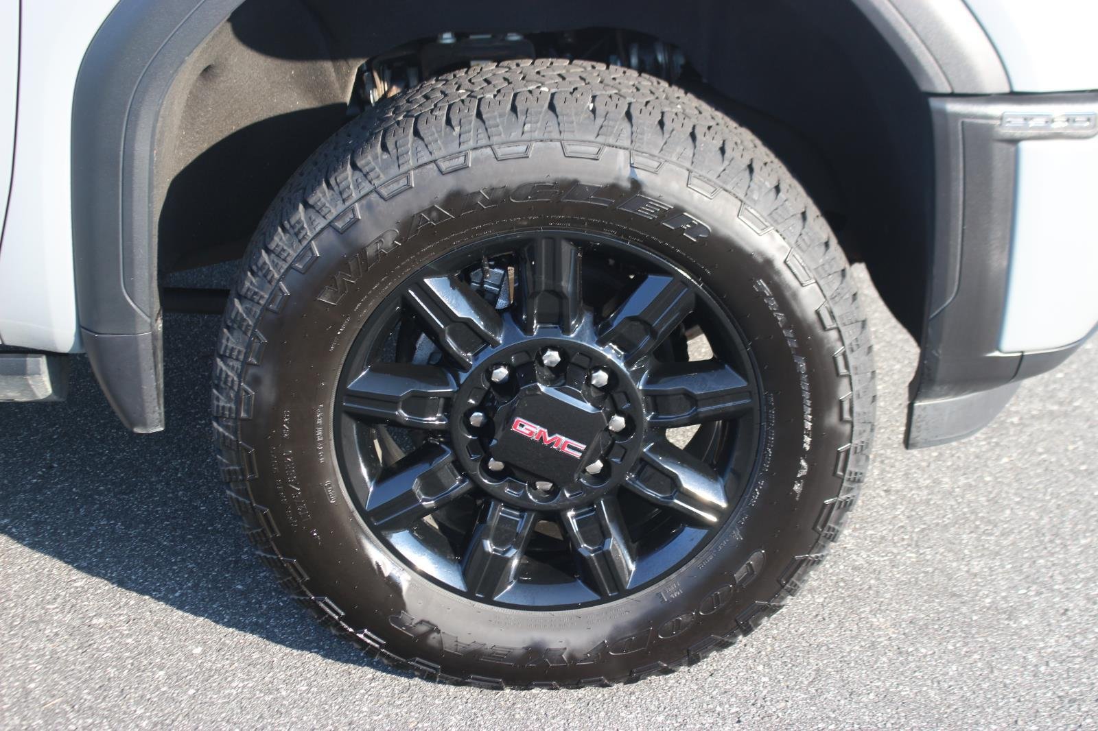 Used 2024 Thunderstorm Gray GMC AT4 image 37