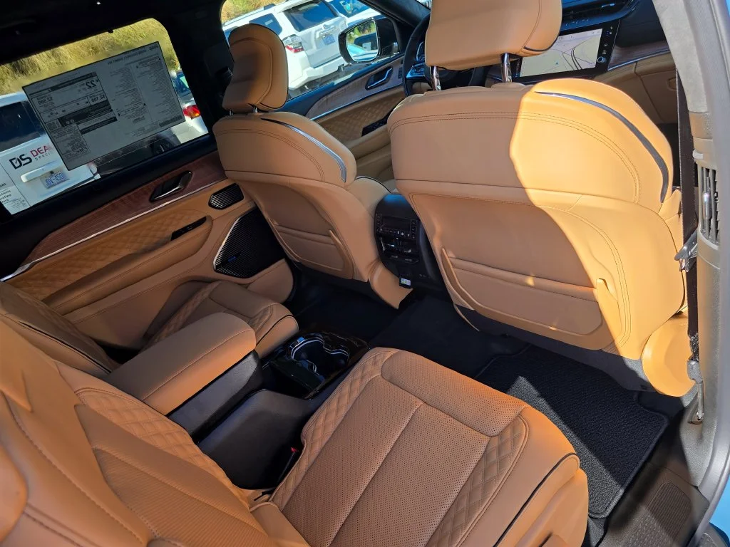 New 2027 Blue Jeep Summit image 28