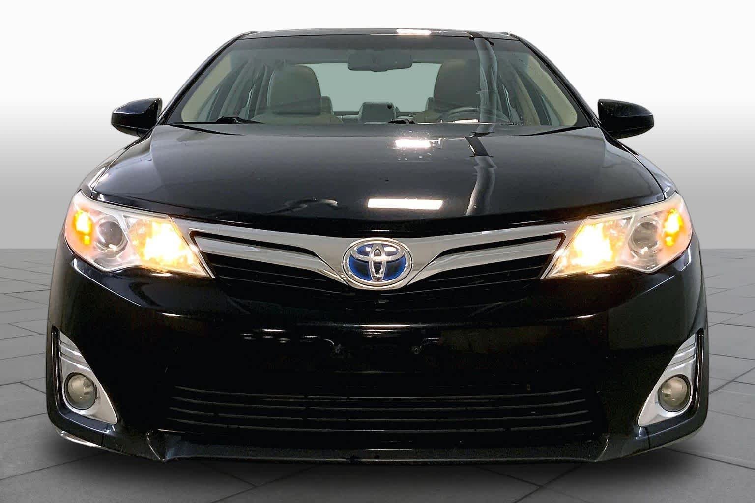 Used 2012 Attitude Black Metallic Toyota XLE image 3