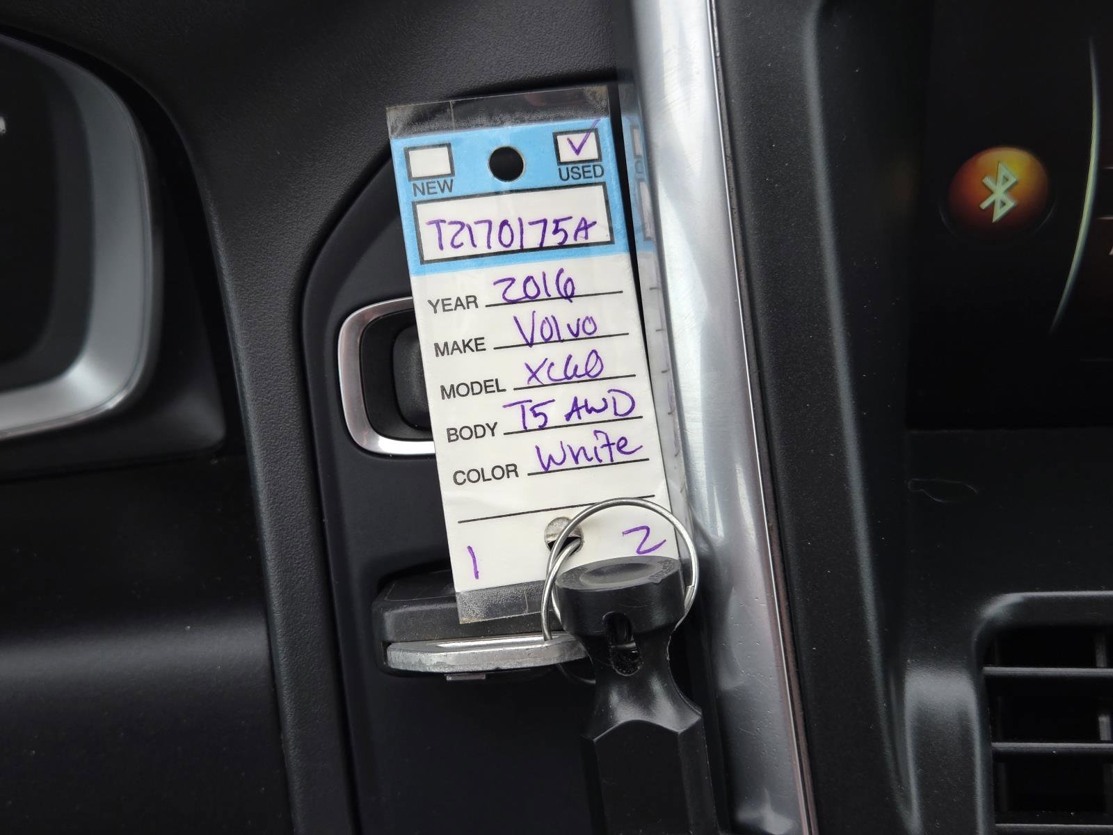 Used 2016 Ice White Volvo T5 Premier image 40