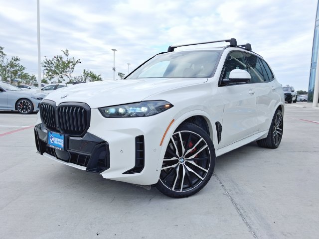Used 2024 White BMW sDrive40i image 2