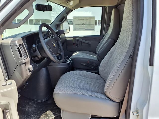 2026 Chevrolet Express Cargo Work Van - Photo 7