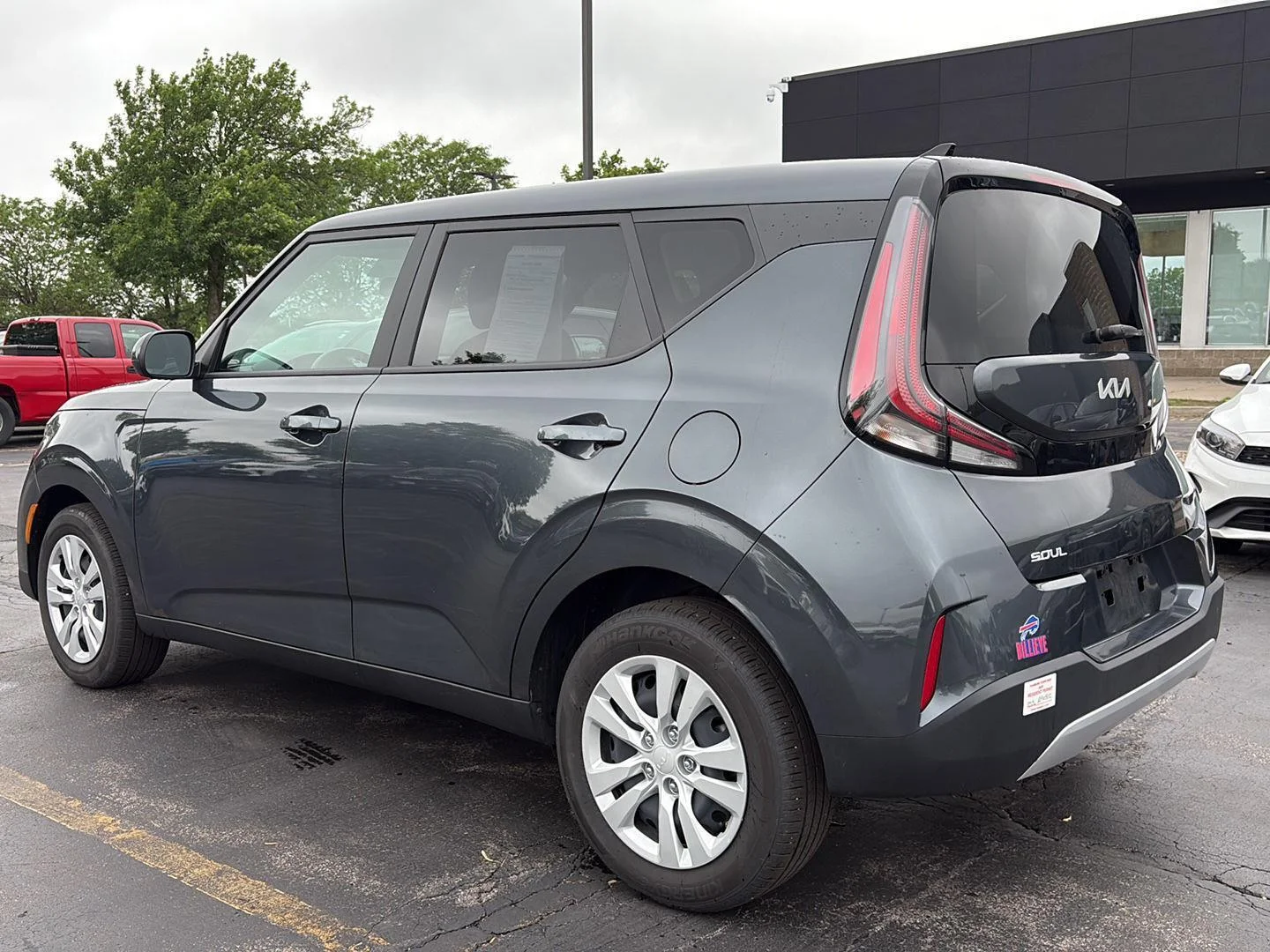 Certified Used 2025 Gravity Gray Kia LX image 5