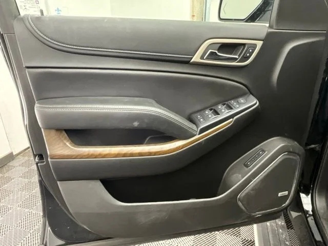 Used 2019 Black GMC Denali image 5