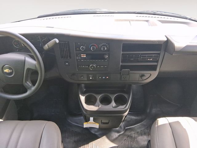 2025 Chevrolet Express Cargo Work Van - Photo 11