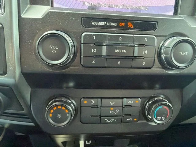 Used 2020 White Ford XLT image 22