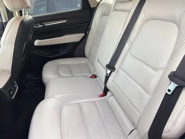 Used 2018 White Mazda Grand Touring image 6
