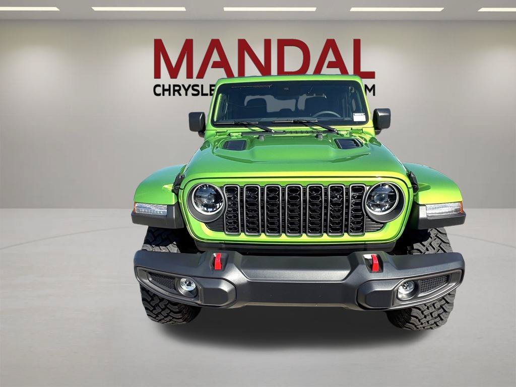 Used 2025 Green Jeep Rubicon image 3