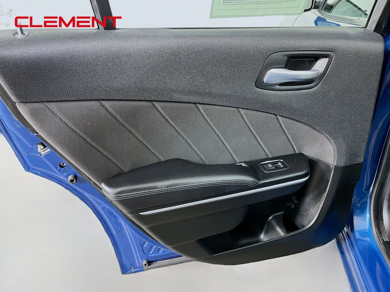 Used 2023 Blue Dodge SXT image 31