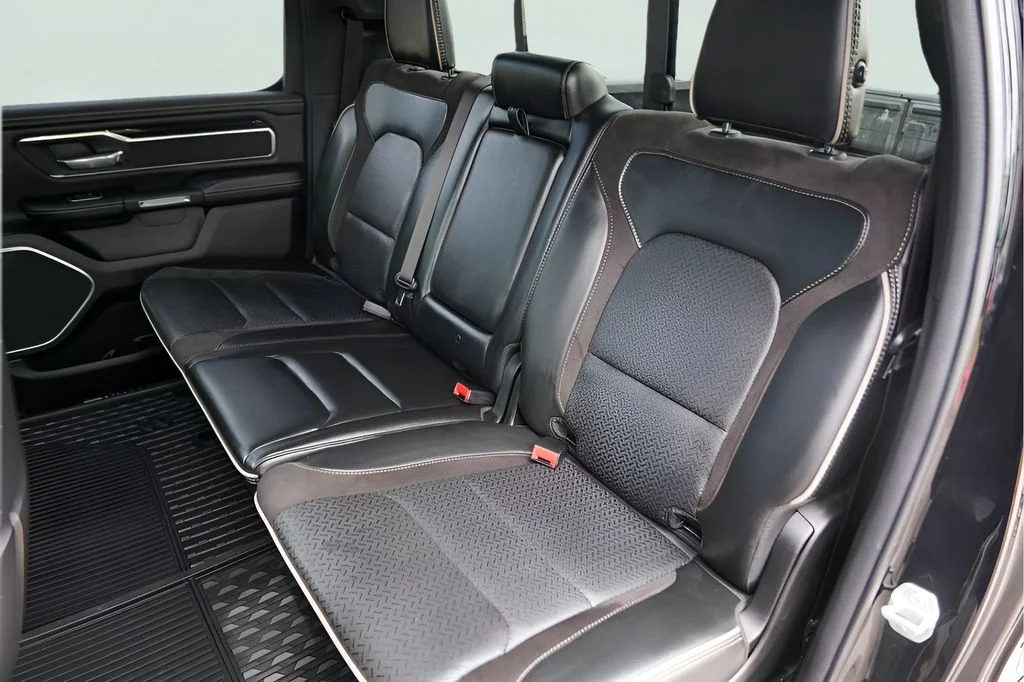 Used 2022 Black Ram Laramie image 28