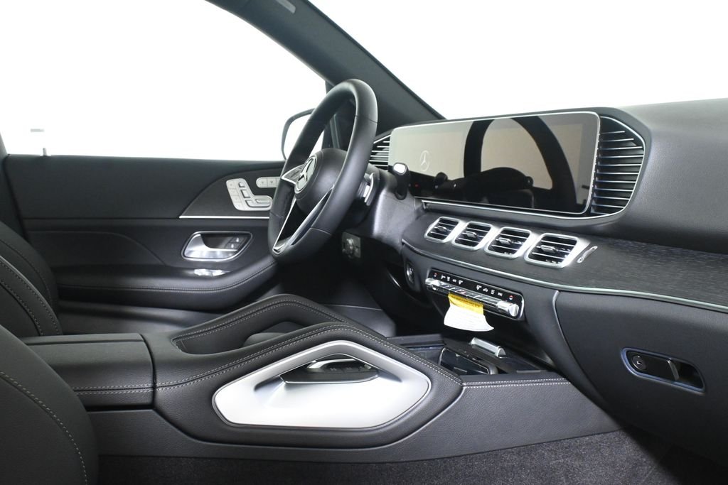 New 2026 MANUFAKTUR Moonlight White Magno Mercedes-Benz GLE 450 image 33