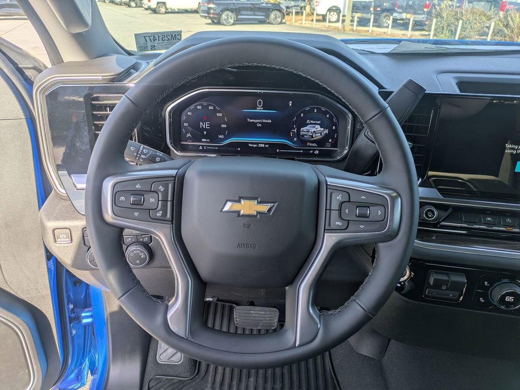 2025 Chevrolet Silverado 1500 LT - Photo 18