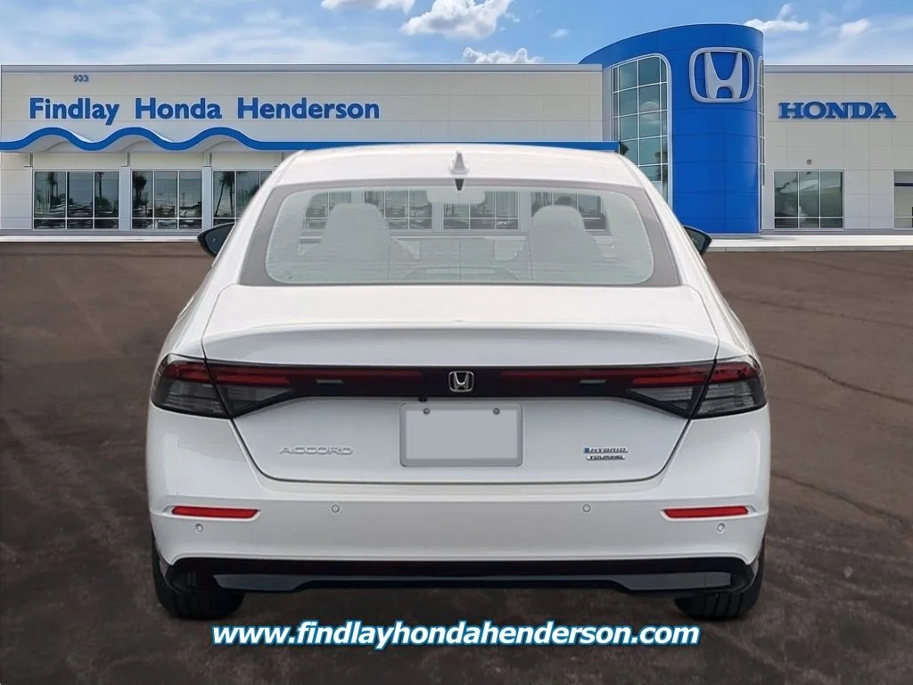 New 2026 Platinum White Pearl Honda Touring image 4