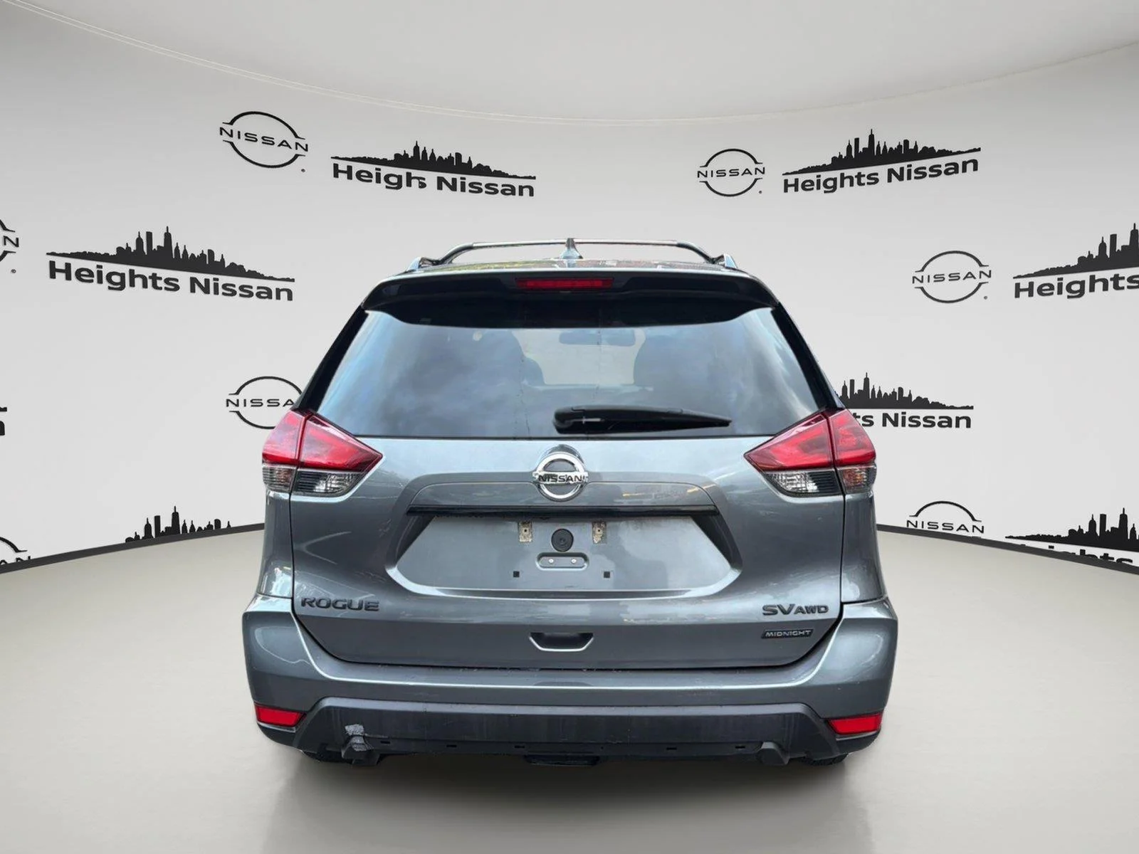Used 2018 Gun Metallic Nissan SV image 4