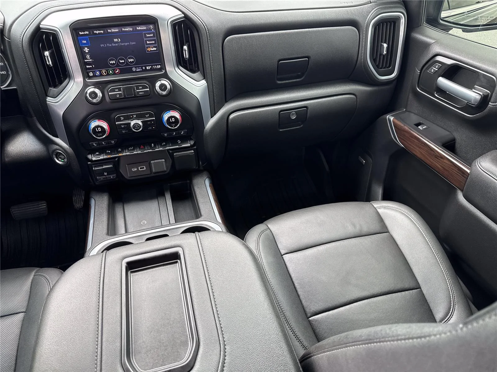 Used 2021 ONYX BLACK GMC SLT image 16