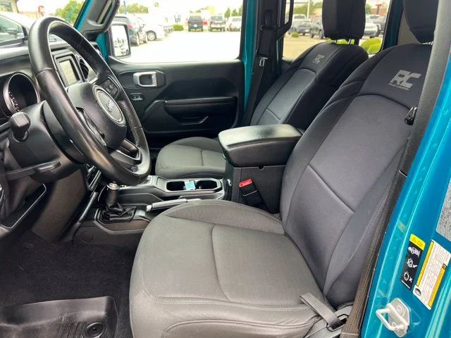 Used 2020  Jeep Unlimited Sport S image 11