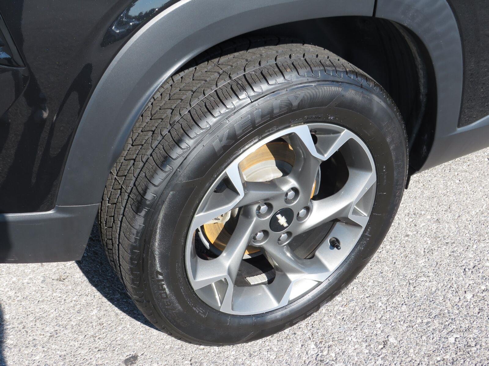 Used 2024 Mosaic Black Metallic Chevrolet LT image 8