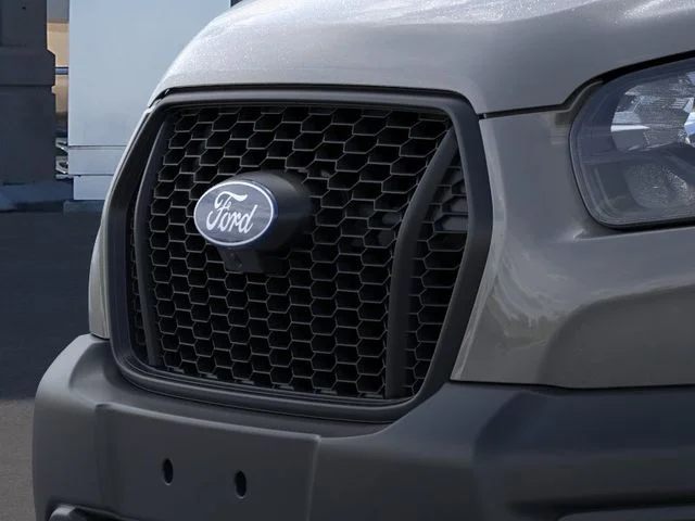 New 2026 Carbonized Gray Metallic Ford XL image 17