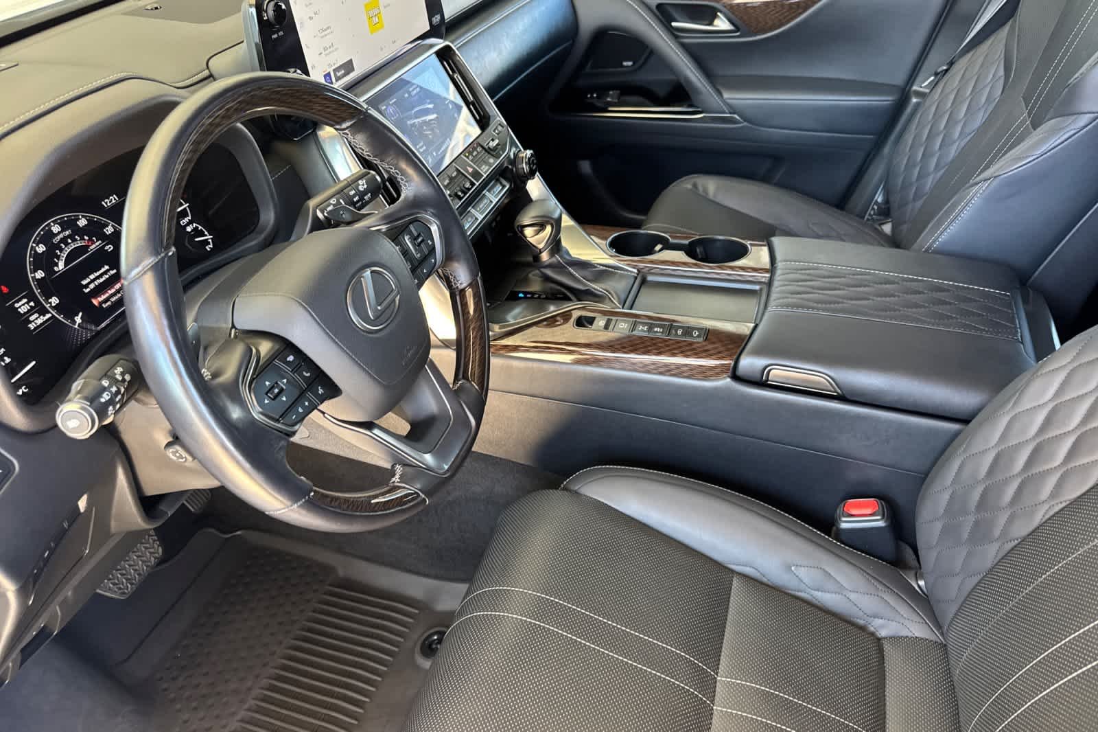 Used 2023 Eminent White Pearl Lexus Ultra Luxury image 11