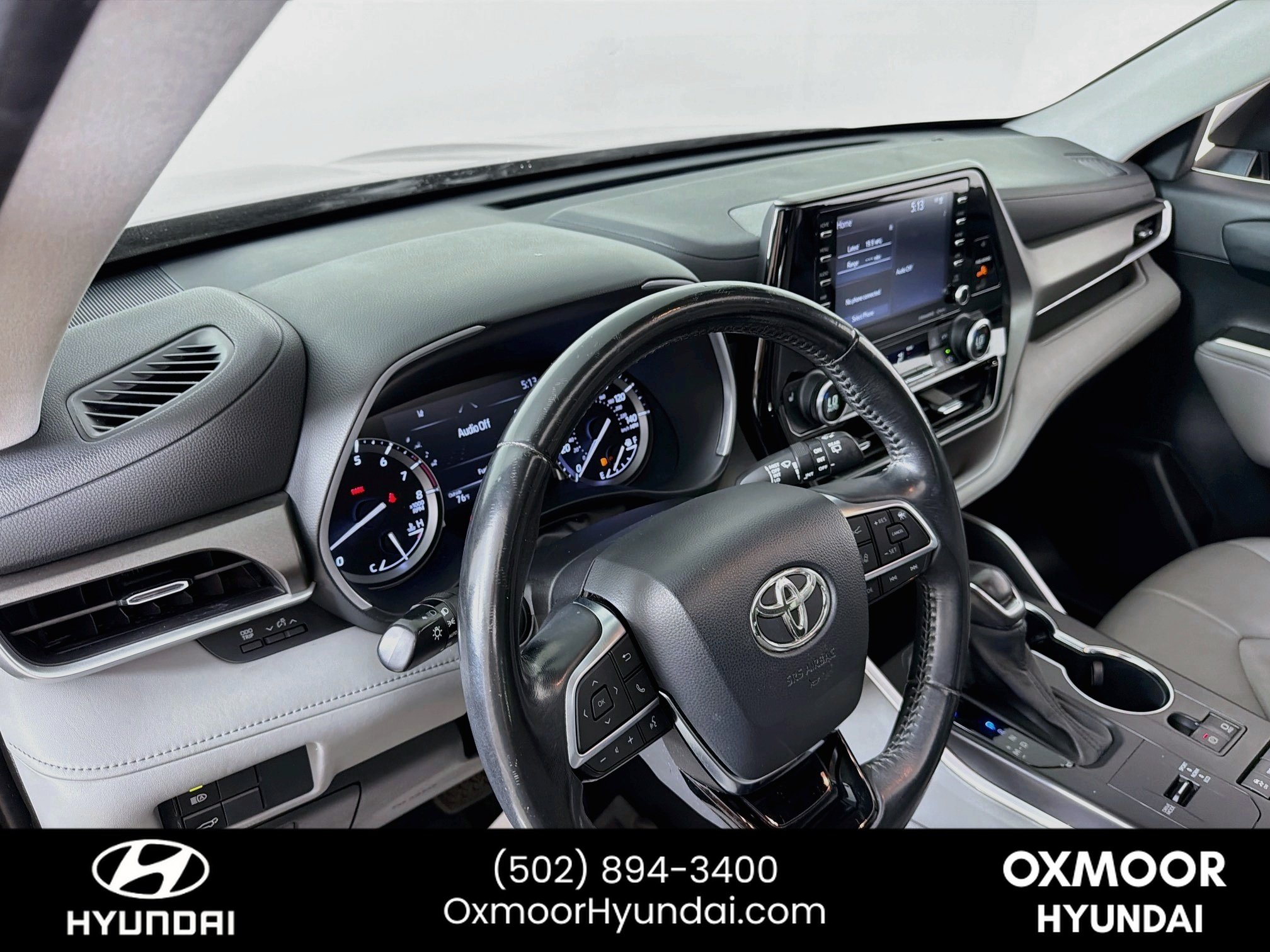 Used 2021 Midnight Black Metallic Toyota XLE image 9