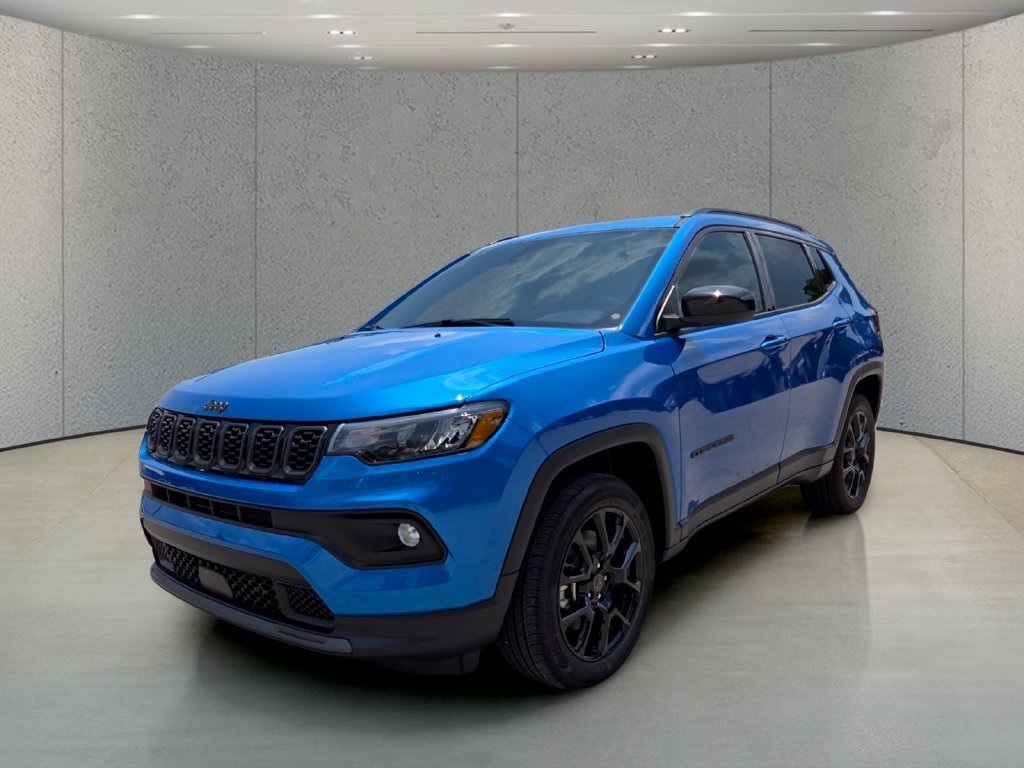 New 2026 Hydro Blue Pearl-Coat Exterior Paint Jeep Latitude Altitude image 11