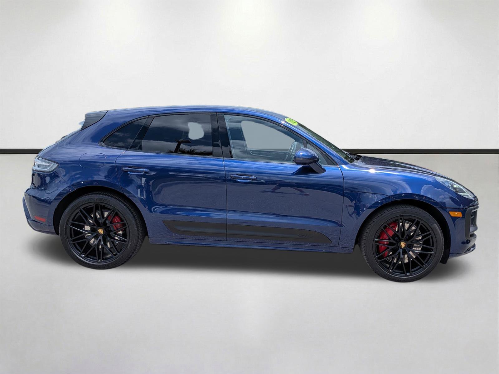 2022 Porsche Macan GTS - Photo 3