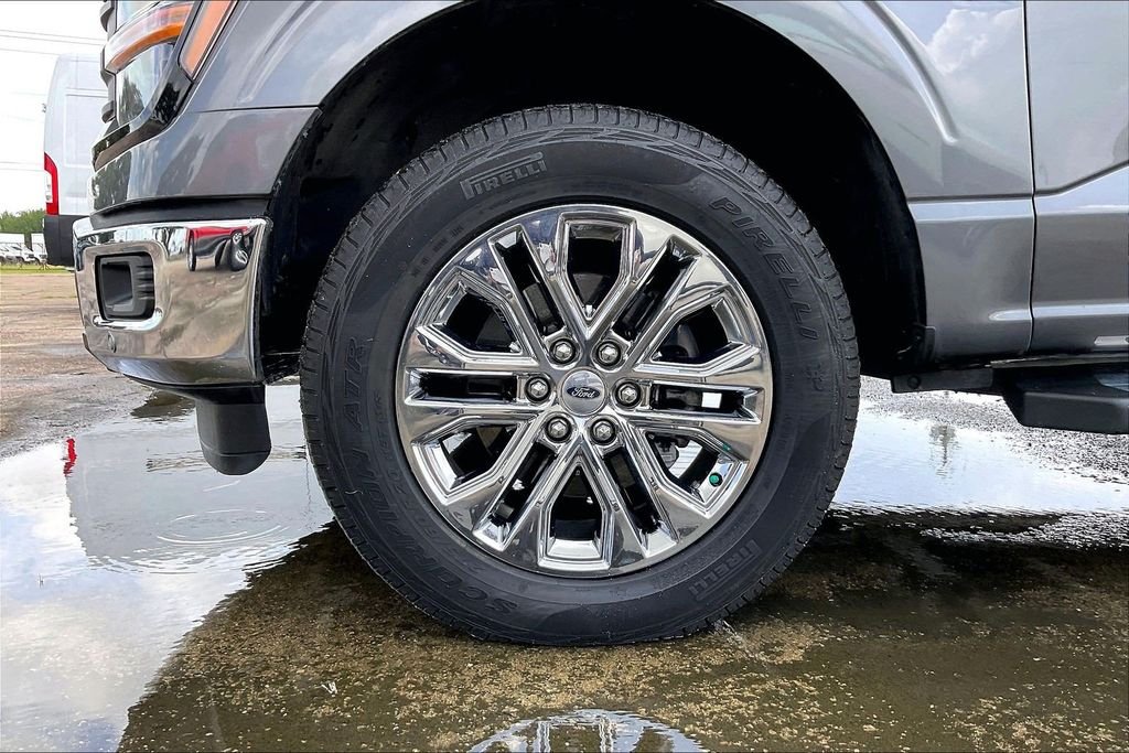 Used 2024 Gray Ford XLT image 35