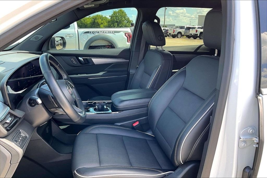 Used 2025 White Buick Preferred image 18