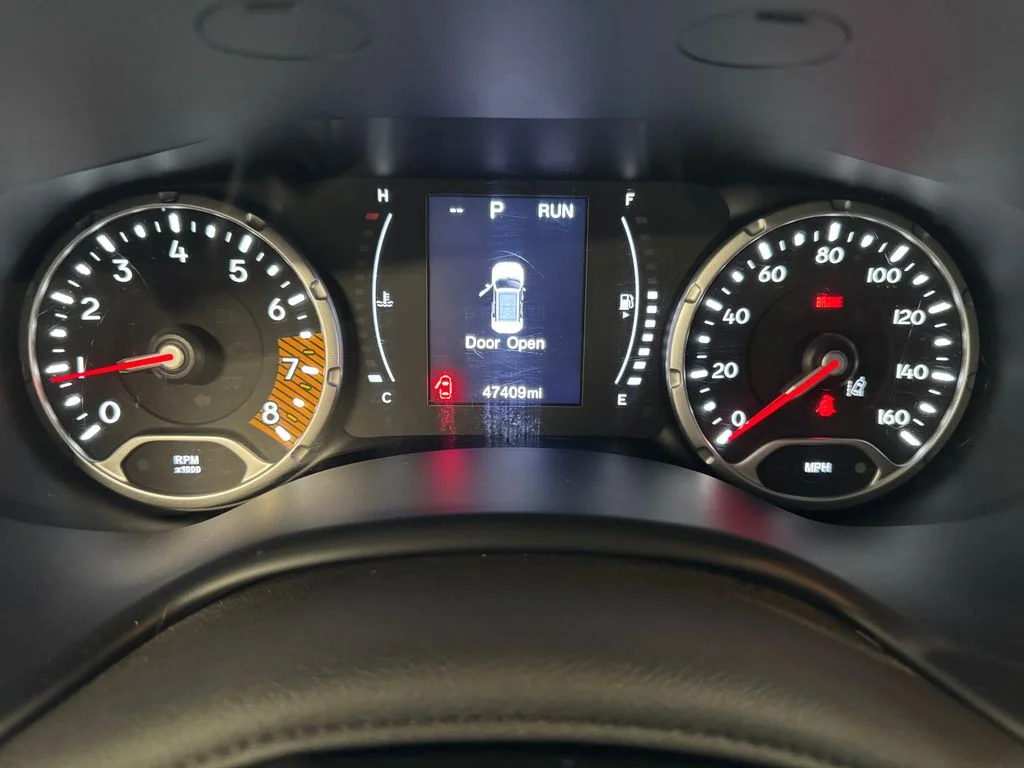 Used 2023 Gray Jeep Latitude image 19