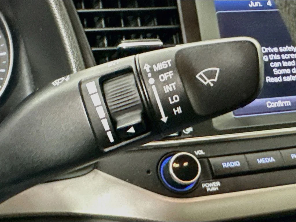 Used 2018 Machine Gray Hyundai SEL image 14