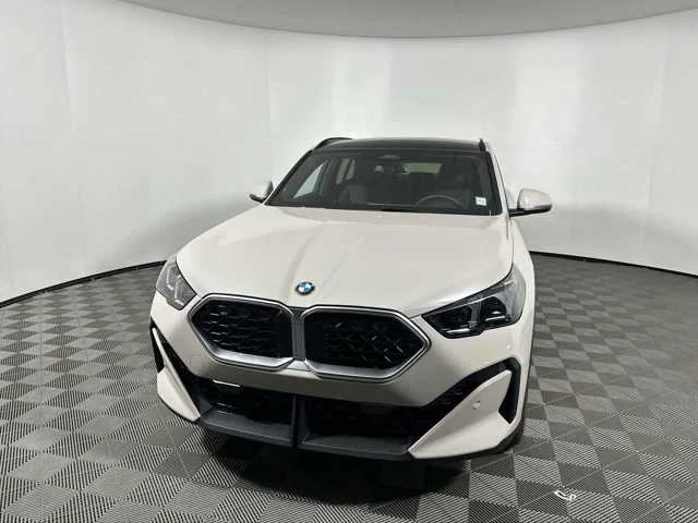 Used 2026 Dune Grey Metallic BMW xDrive28i image 7