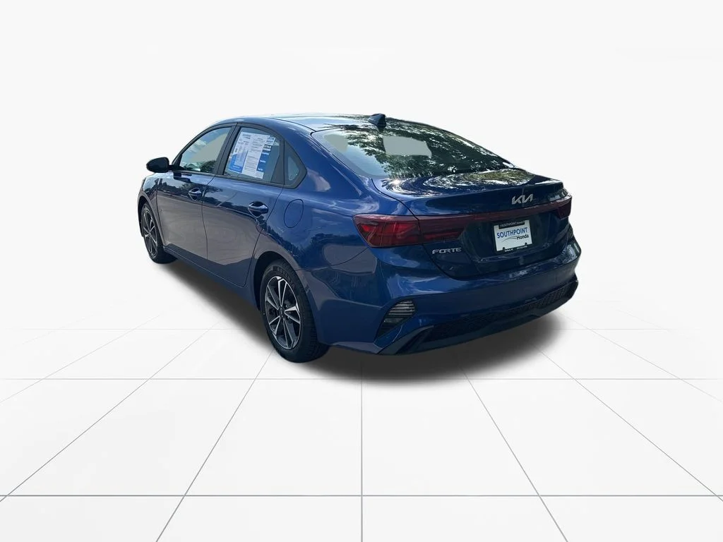 Used 2023 Deep Sea Blue Kia LXS image 6