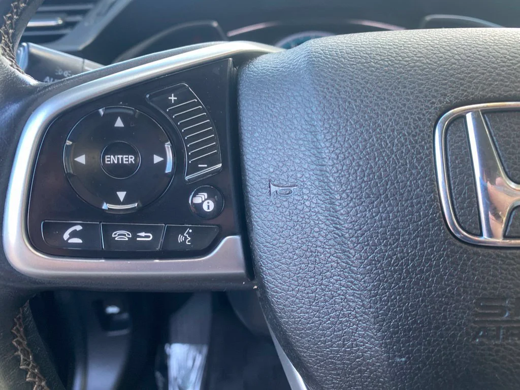 Used 2018  Honda EX-L image 21