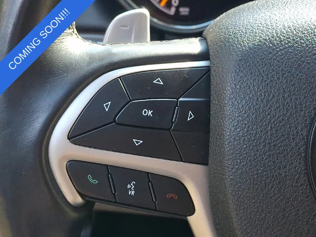Used 2017 Blue Jeep Limited image 23