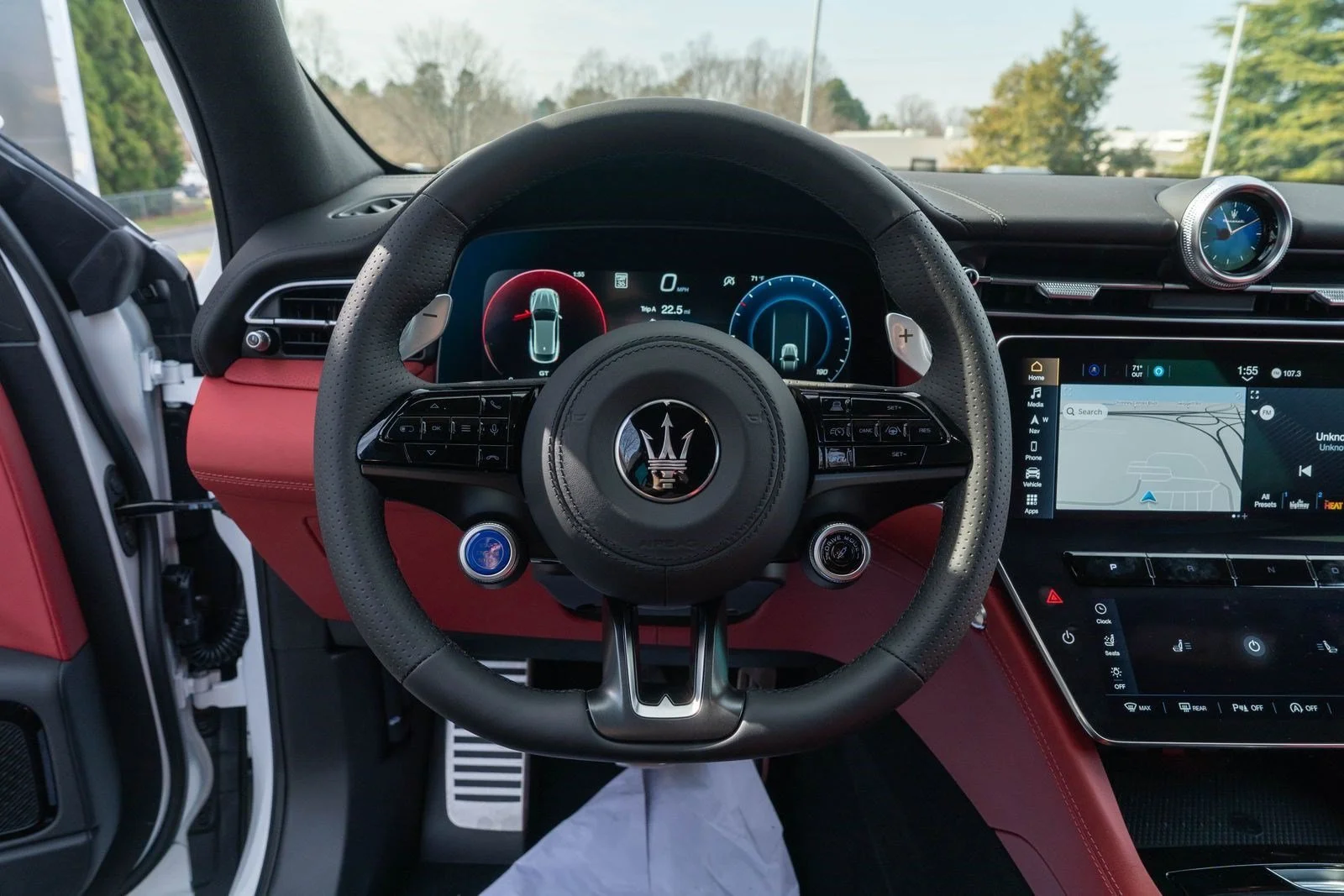 New 2026 Bianco Maserati Modena image 23