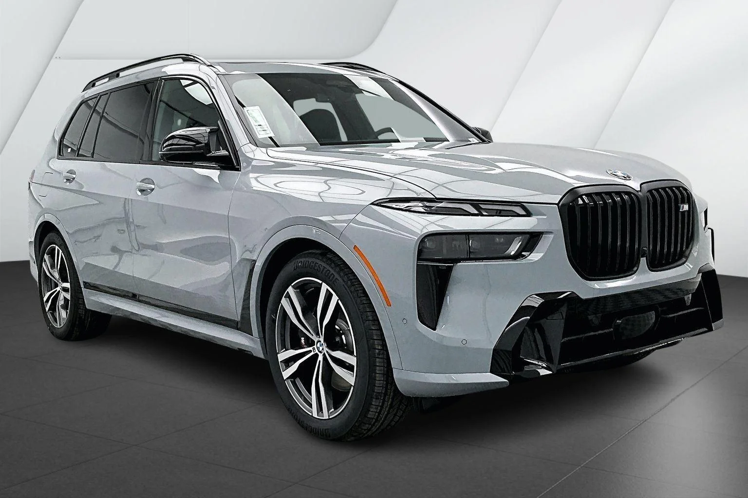 2026 BMW X7 M60i's photo