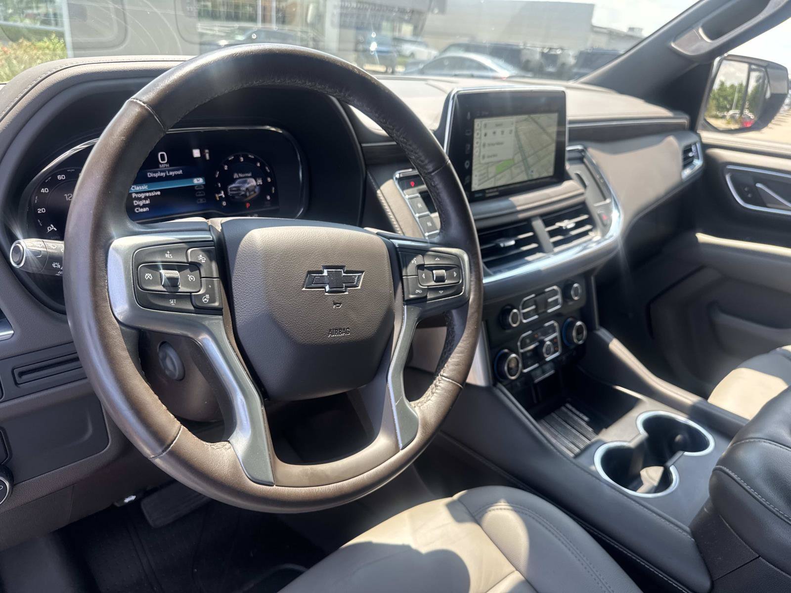 Used 2022 White Chevrolet Z71 image 69