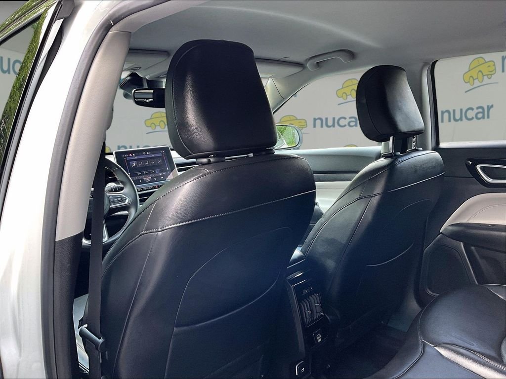 Used 2022 White Jeep Limited image 22