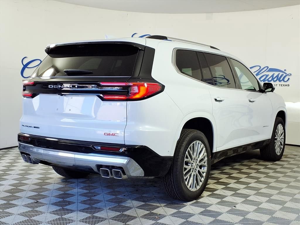 2026 GMC Acadia Denali - Photo 12