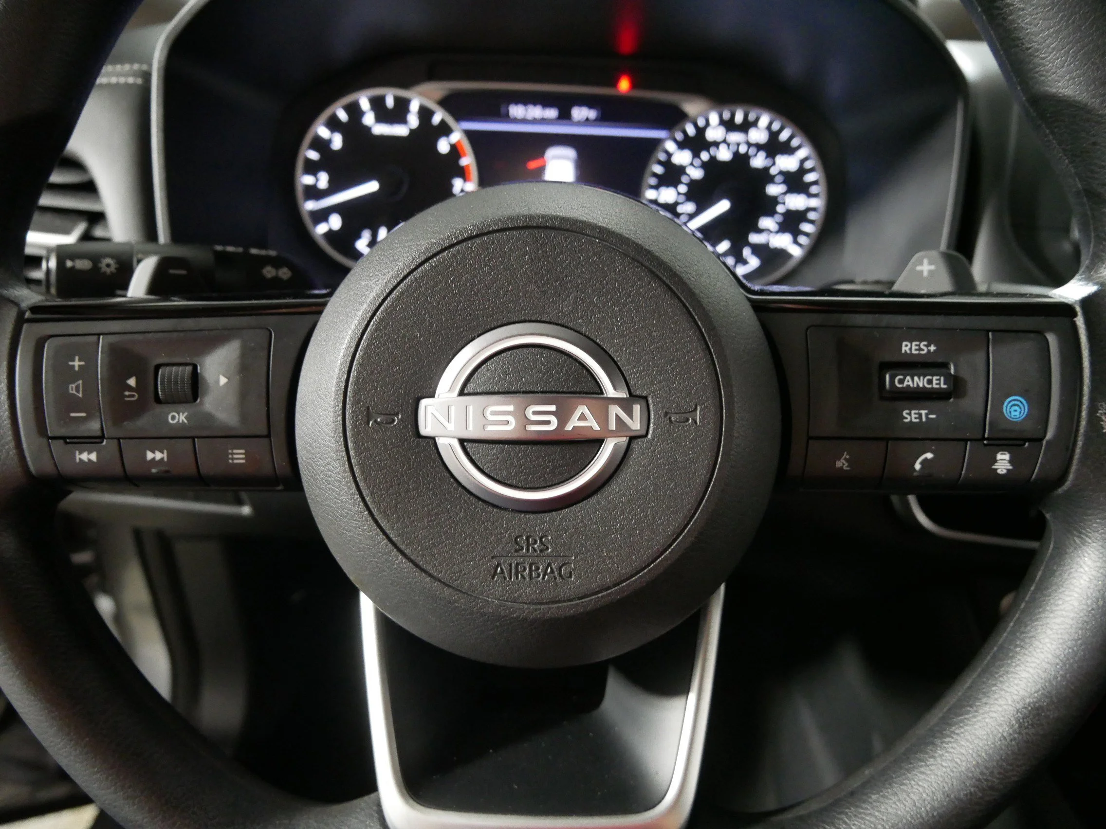 Used 2022 Gun Metallic Nissan SV image 25