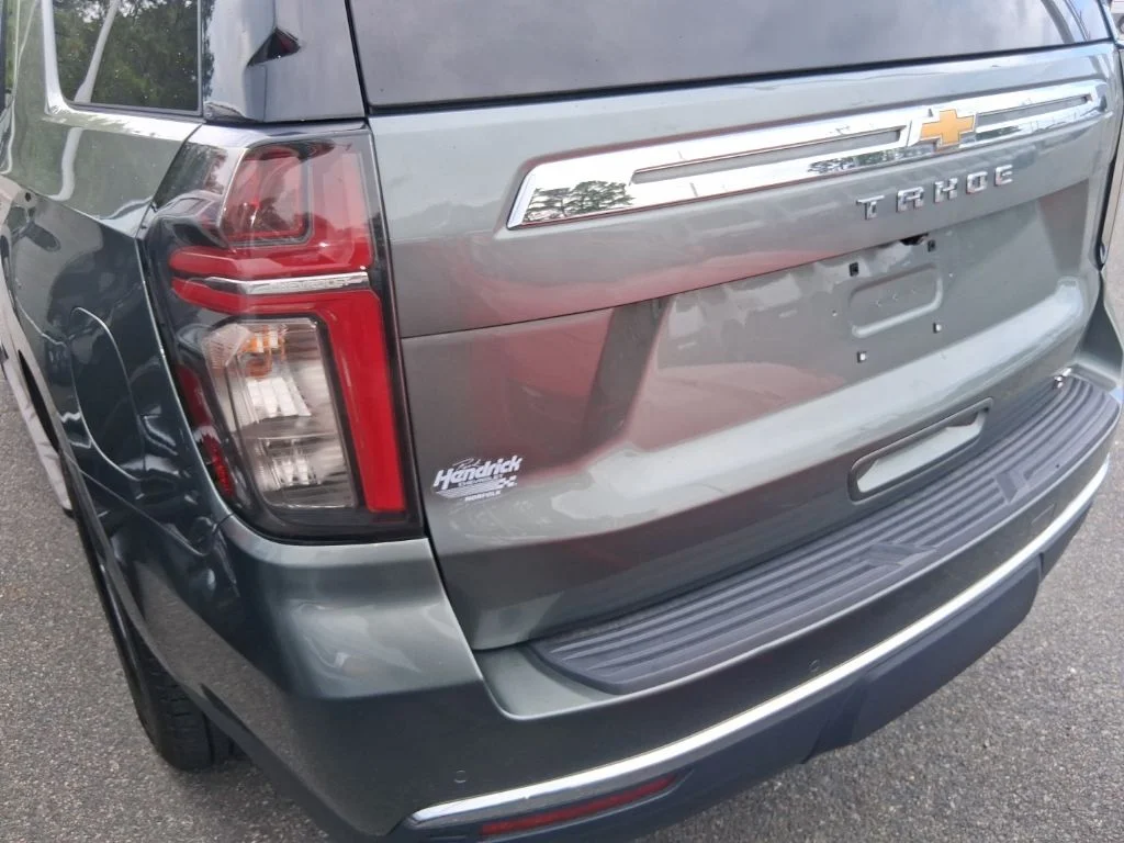 Used 2023 Green Chevrolet LT image 7
