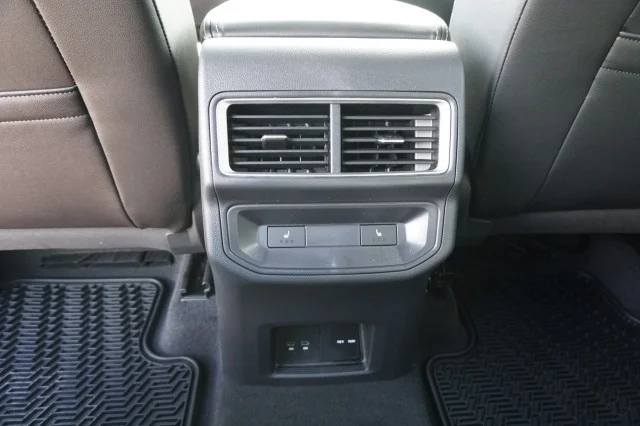 2024 Volkswagen Atlas Cross Sport SEL R-LINE - Photo 21