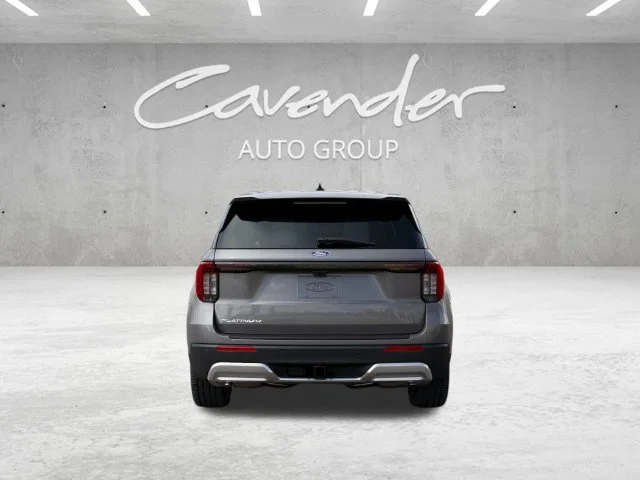 New 2027 Gray Ford Platinum image 8