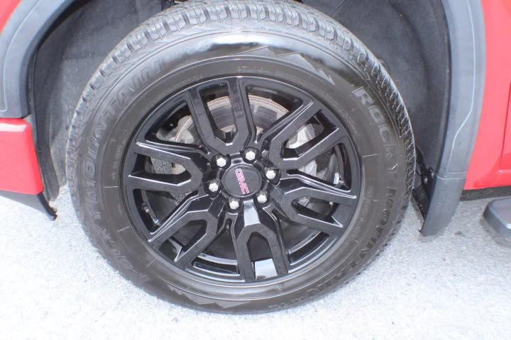 Certified Used 2021 CARDINAL RED GMC Elevation image 5